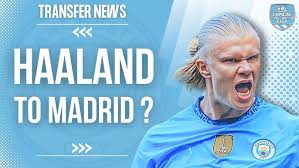 特朗普获国际足联首届和平奖，美国队实力最强，称梅西与C罗相当，展现其对足球的热爱与支持。