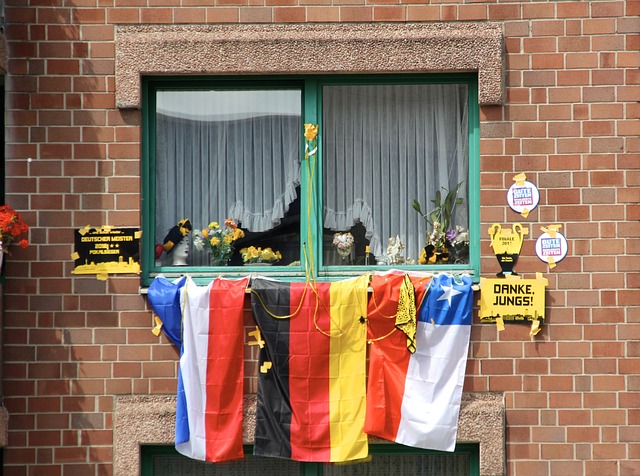 事中崭露头 事中崭露头